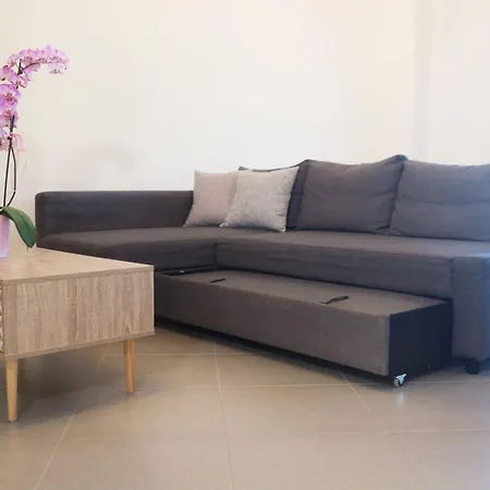 Apartment Tzei House - 5min Drive To