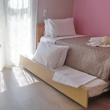 Tzei House - 5min Drive To *